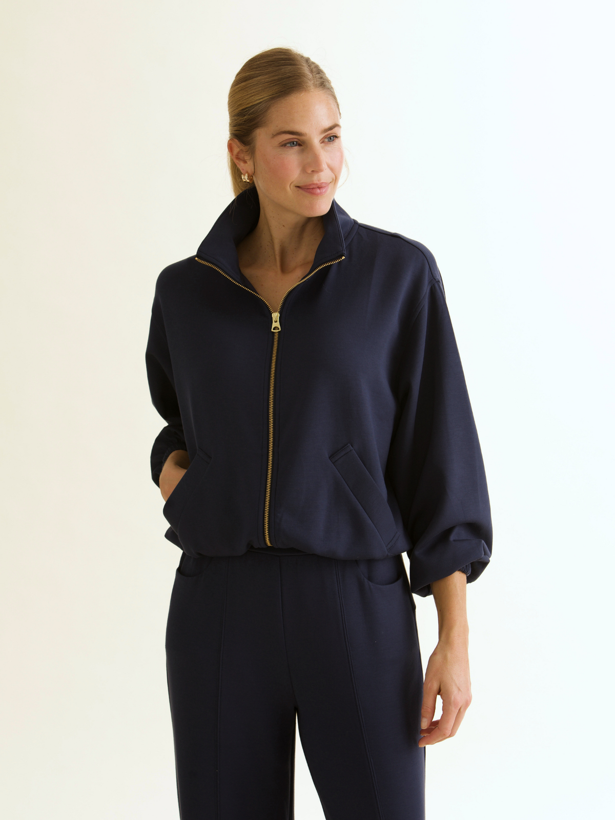 Whit Full Zip